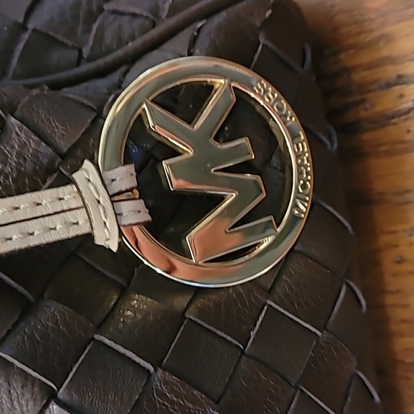 Michael Kors Brown Woven leather hand bag - Picture 2 of 8